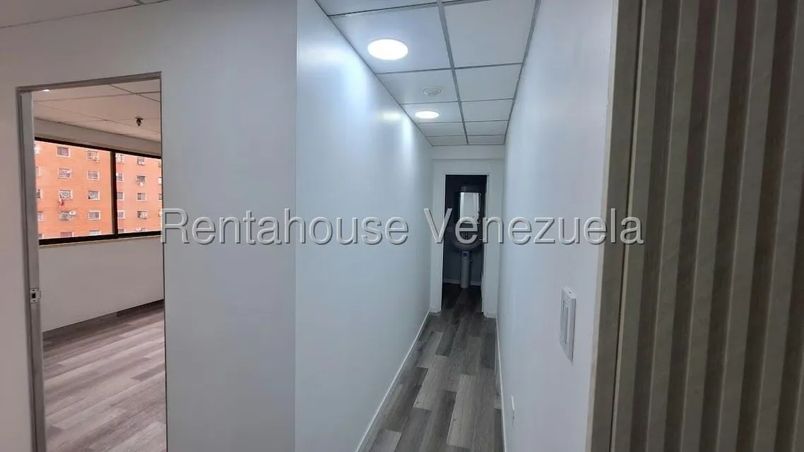 Oficina en Alquiler en Sabana Grande, Distrito Metropolitano - 3