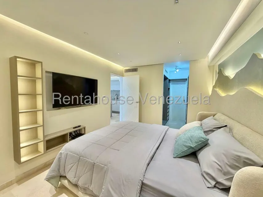 Apartamento (1 Nivel) en Alquiler en Chulavista, Distrito Metropolitano - 11