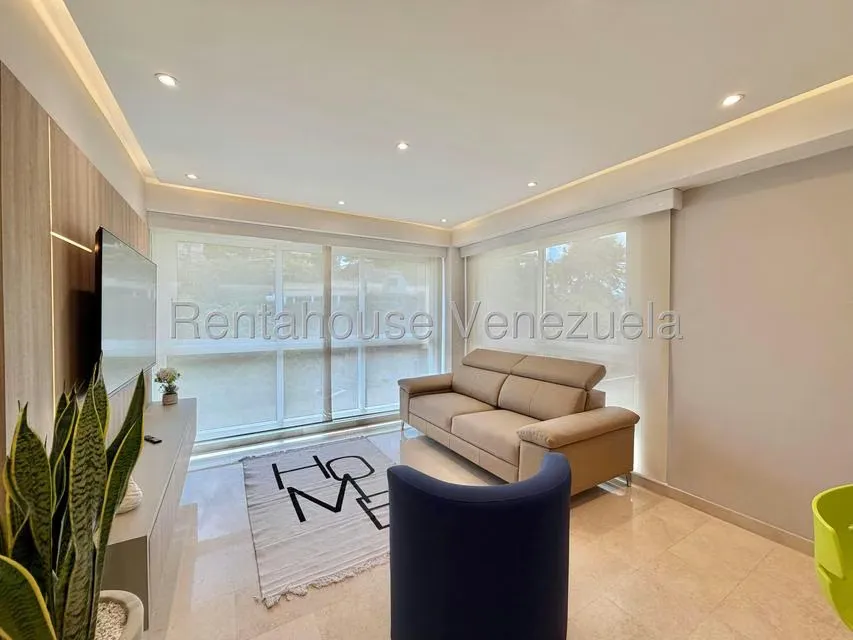 Apartamento (1 Nivel) en Alquiler en Chulavista, Distrito Metropolitano - 4