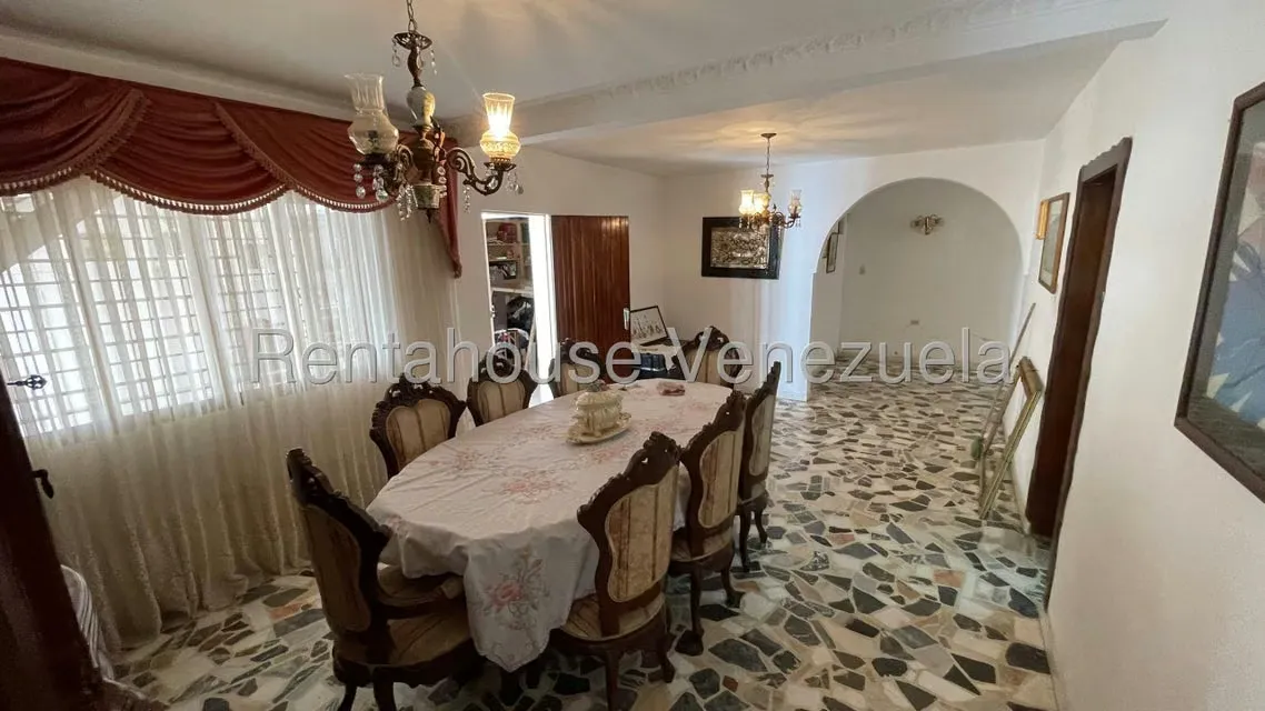 Casa (Multipes Niveles) en Venta en Vista Alegre, Distrito Metropolitano - 12