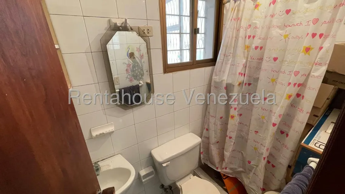 Casa (Multipes Niveles) en Venta en Vista Alegre, Distrito Metropolitano - 18
