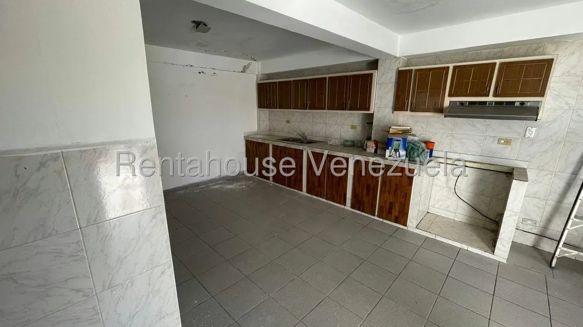 Casa (Multipes Niveles) en Venta en Vista Alegre, Distrito Metropolitano - 34