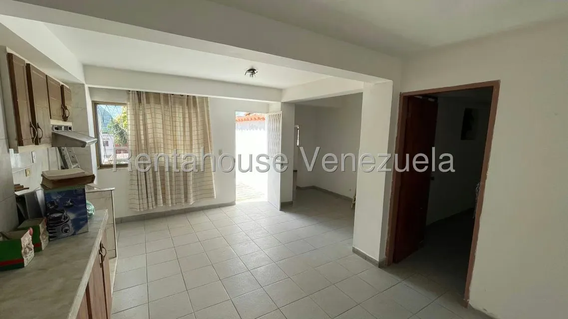 Casa (Multipes Niveles) en Venta en Vista Alegre, Distrito Metropolitano - 35