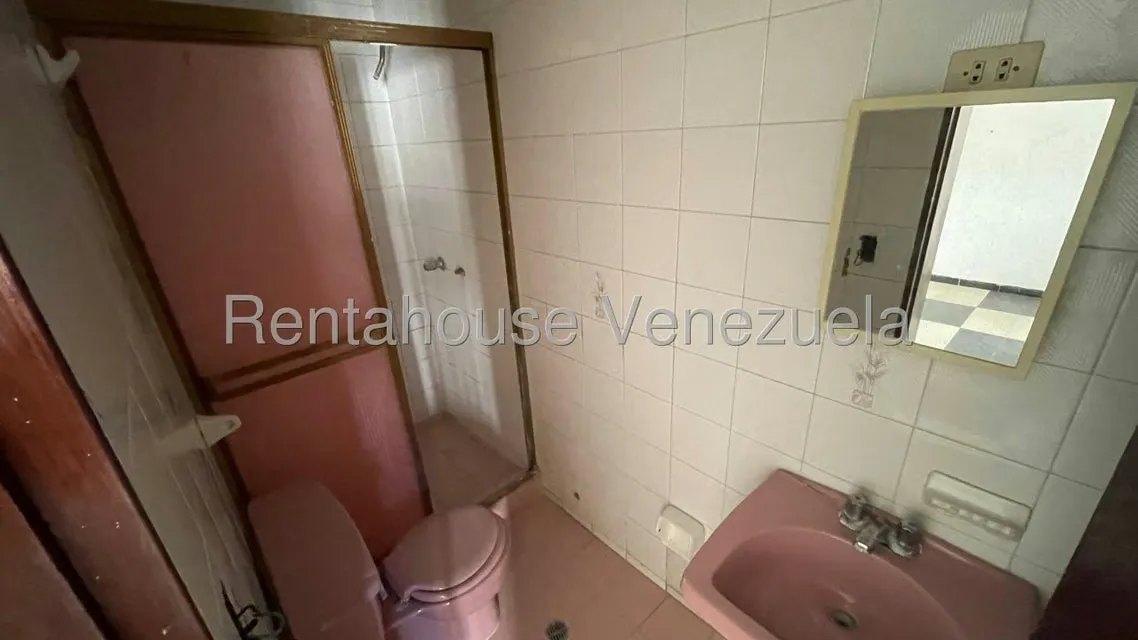 Casa (Multipes Niveles) en Venta en Vista Alegre, Distrito Metropolitano - 48