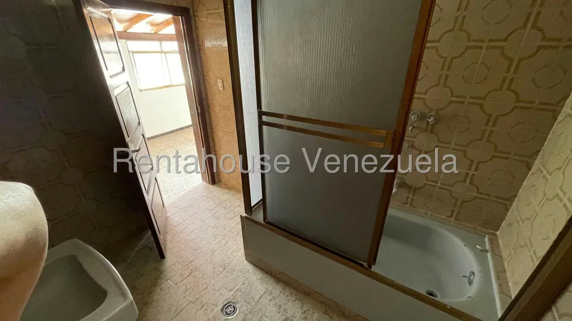 Casa (Multipes Niveles) en Venta en Vista Alegre, Distrito Metropolitano - 50