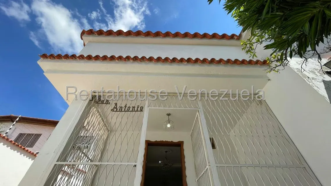 Casa (Multipes Niveles) en Venta en Vista Alegre, Distrito Metropolitano - 60