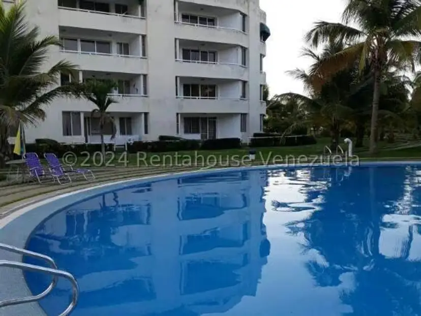 Apartamento (1 Nivel) en Venta en Los Canales de Rio Chico, Miranda