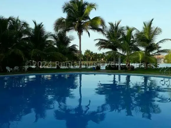 Apartamento (1 Nivel) en Venta en Los Canales de Rio Chico, Miranda - 13