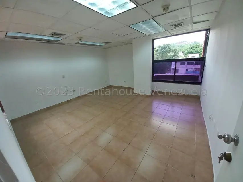 Oficina en Alquiler en Las Mercedes, Distrito Metropolitano - 28