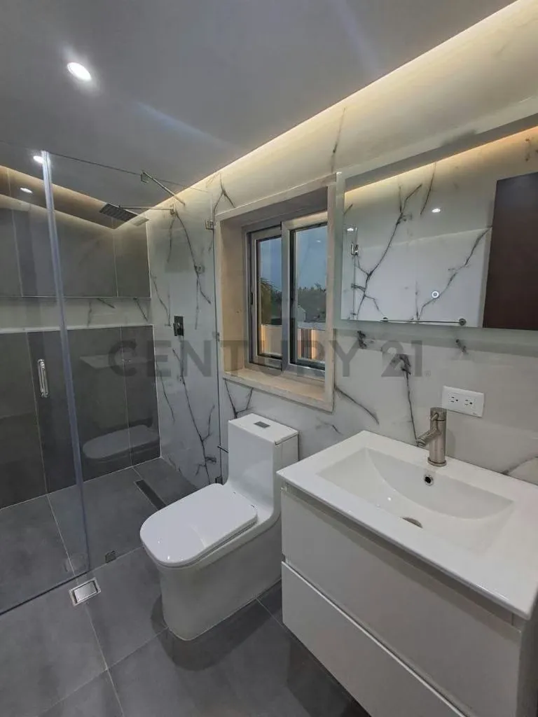 Casa en Venta en Lechería. C.R Las Villas - 24