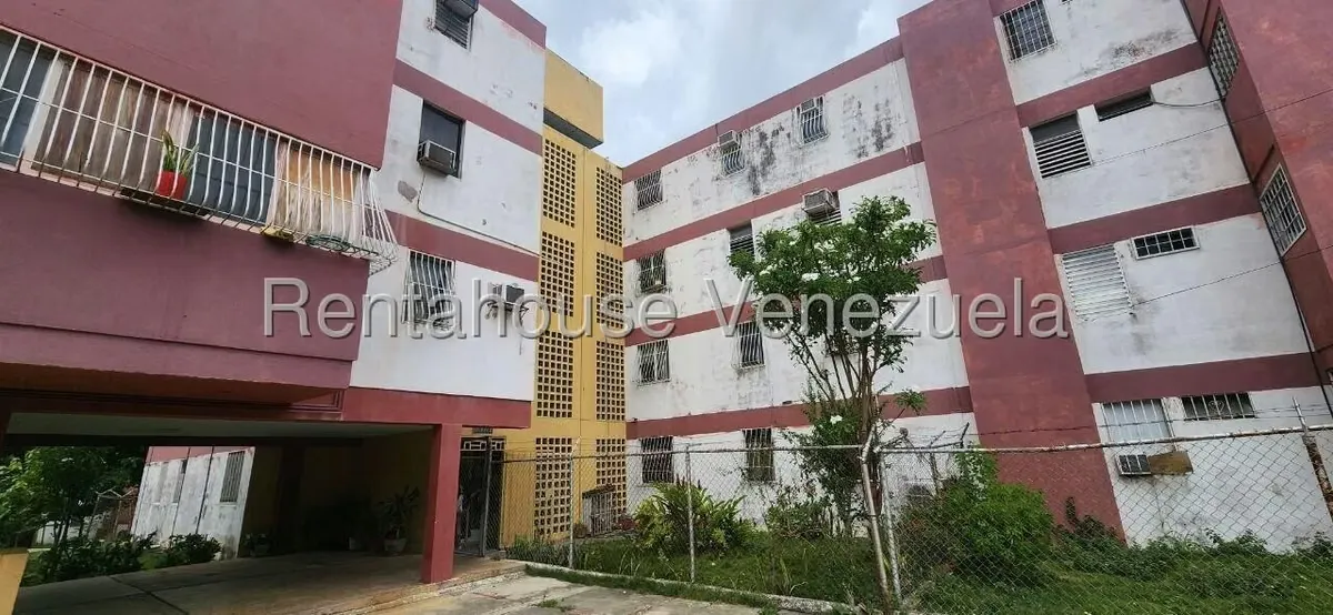 Apartamento (1 Nivel) en Venta en Bararida, Lara - 3