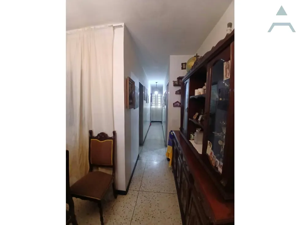 Se vende Casa 380m² 3h/2b Catia - 7