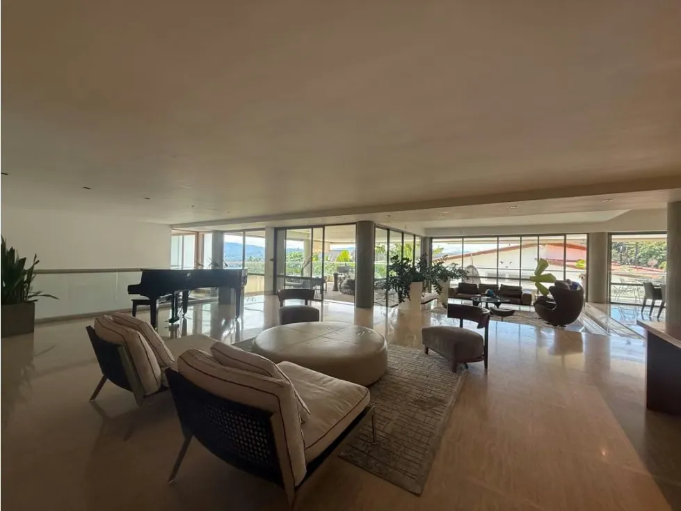Se Vende apartamento Duplex 500m2 5H+S/5.5+S/6P Altamira - 8