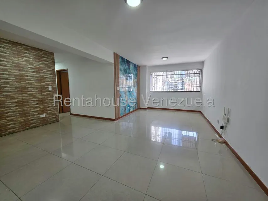 Apartamento (1 Nivel) en Venta en El Paraiso, Distrito Metropolitano - 2