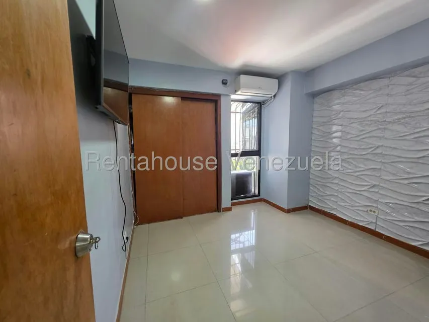 Apartamento (1 Nivel) en Venta en El Paraiso, Distrito Metropolitano - 12