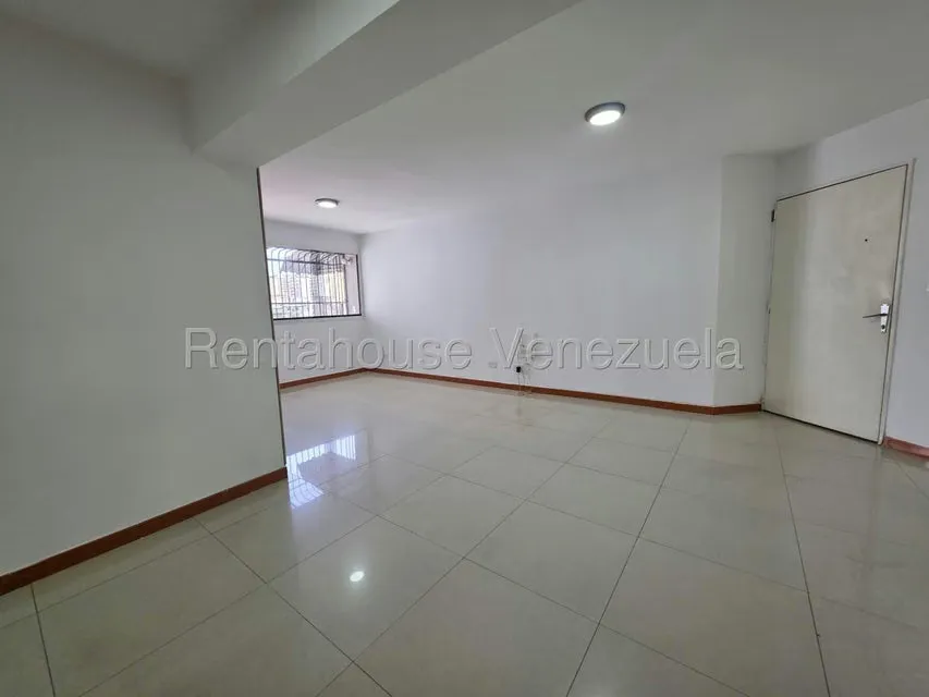 Apartamento (1 Nivel) en Venta en El Paraiso, Distrito Metropolitano - 3