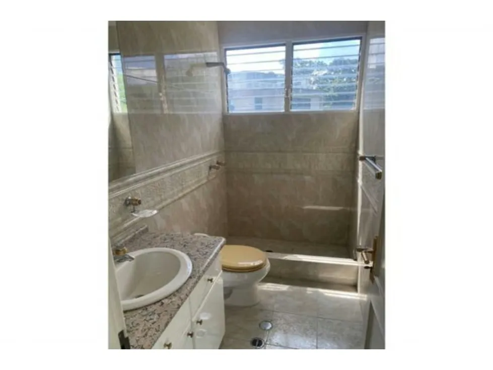 Se Vende Excelente y Lujoso PH de 450 m2 en la Urbanización Miranda - 11