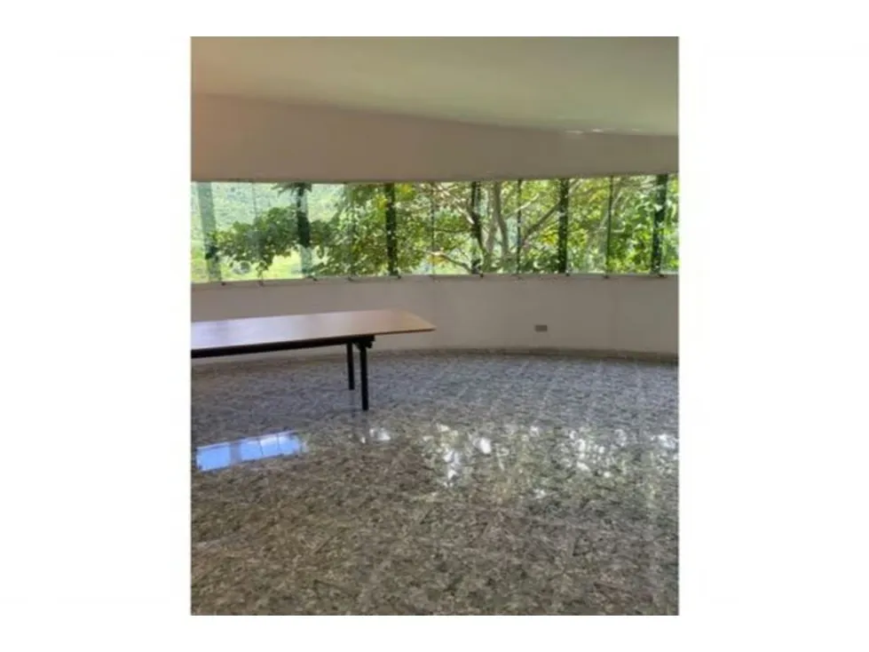 Se Vende Excelente y Lujoso PH de 450 m2 en la Urbanización Miranda - 18