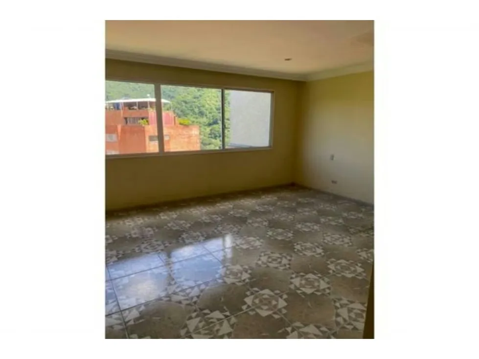Se Vende Excelente y Lujoso PH de 450 m2 en la Urbanización Miranda - 6