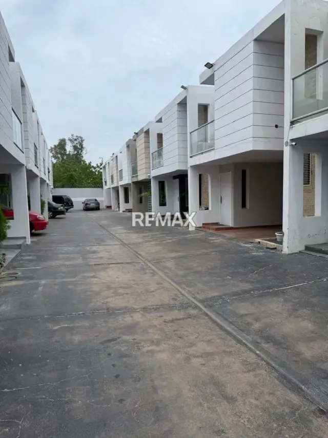 VENTA TOWNHOUSE EN VILLA NIZA SAN FRANCISCO - 16