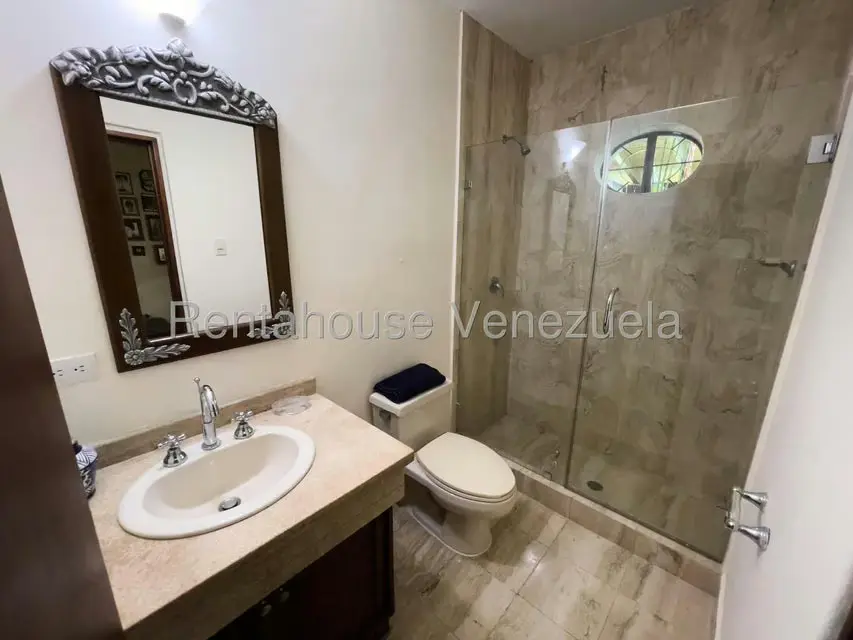 Casa (Duplex) en Venta en La Lagunita Country Club, Distrito Metropolitano - 13