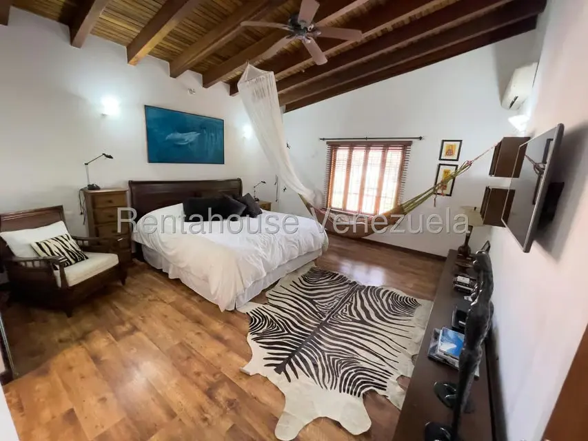 Casa (Duplex) en Venta en La Lagunita Country Club, Distrito Metropolitano - 25