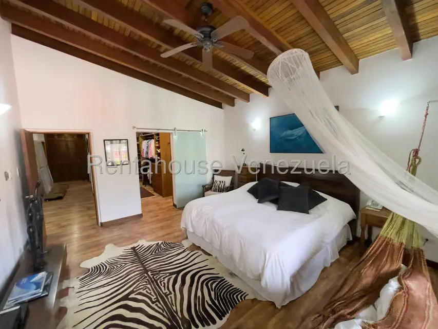 Casa (Duplex) en Venta en La Lagunita Country Club, Distrito Metropolitano - 26