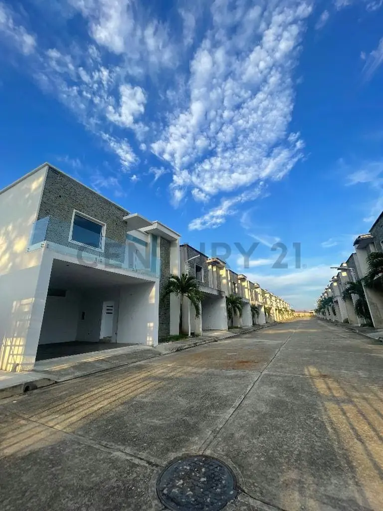 Moderno Townhouse en obra gris - 3