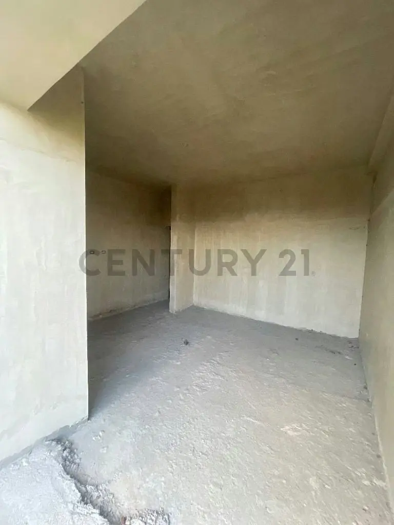 Moderno Townhouse en obra gris - 6