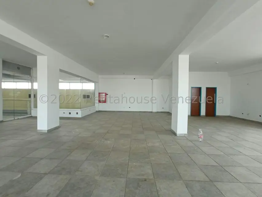 Local Comercial en Alquiler en Castillito, Carabobo - 14