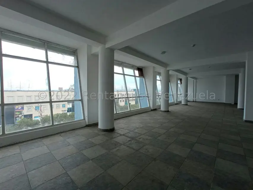 Local Comercial en Alquiler en Castillito, Carabobo - 9