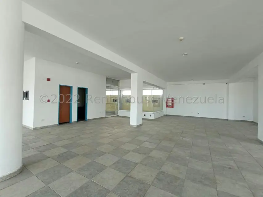 Local Comercial en Alquiler en Castillito, Carabobo - 10