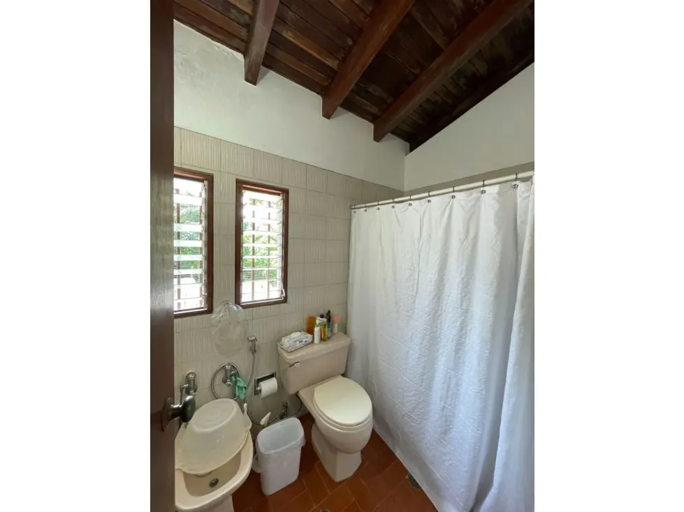 Se vende casa 598m2 La Lagunita 1004 - 28