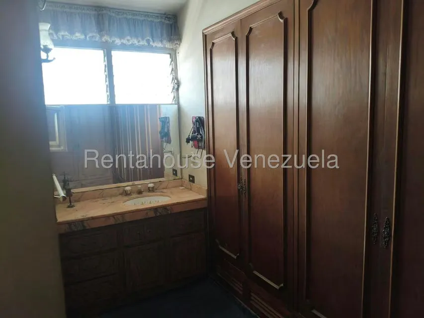 Casa (Duplex) en Venta en El Marques, Distrito Metropolitano - 40