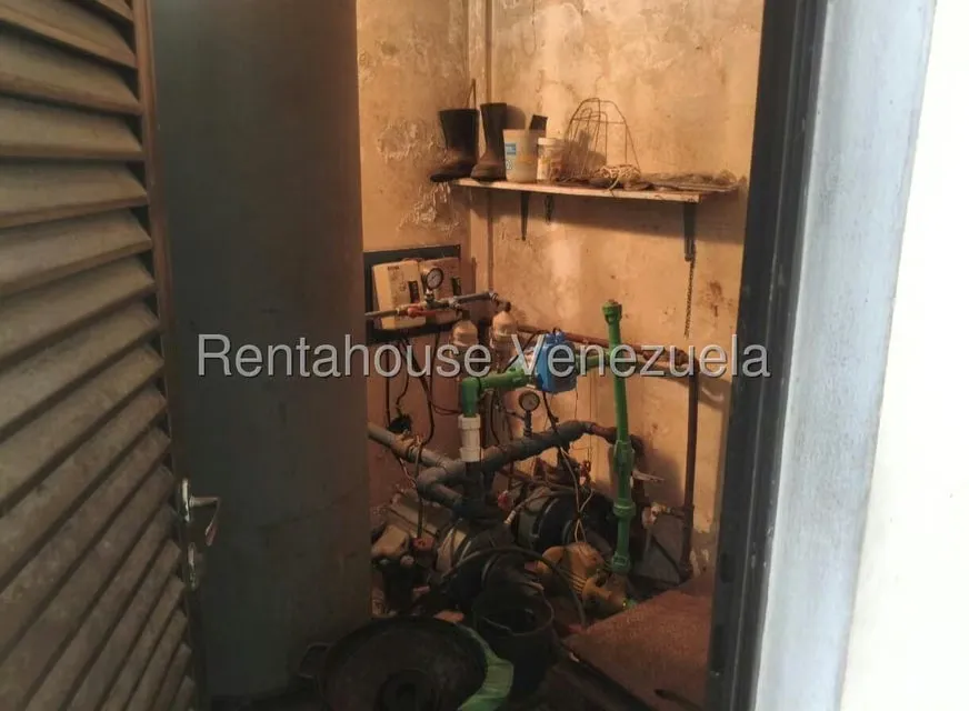 Casa (Duplex) en Venta en El Marques, Distrito Metropolitano - 61
