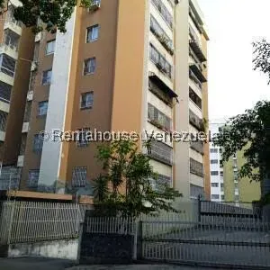 Apartamento (1 Nivel) en Venta en La Urbina, Distrito Metropolitano - 3