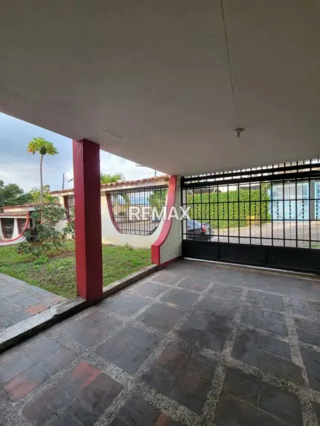 Casa en venta en la Avenida España a pie de calle, diagonal al antiguo bingo Flamingo - 16