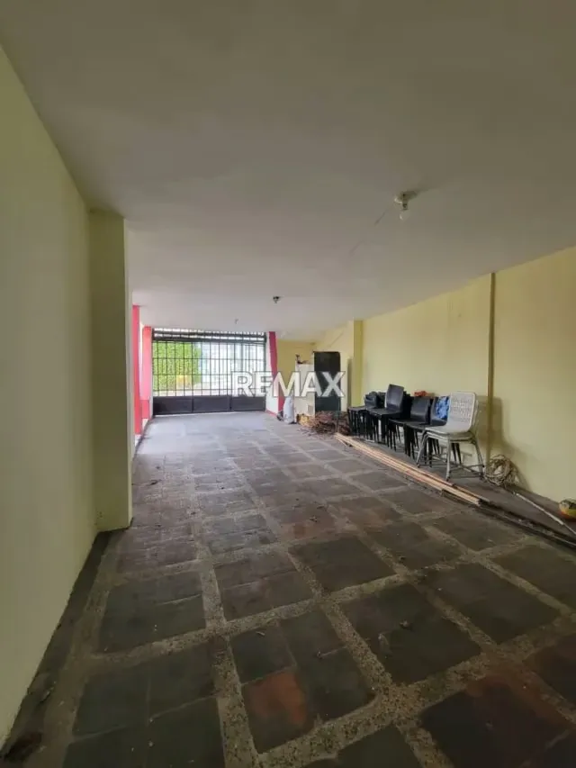 Casa en venta en la Avenida España a pie de calle, diagonal al antiguo bingo Flamingo - 20