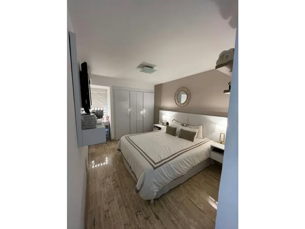 Vendo apartamento 97m2 Los Palos Grandes ref. Amarilla/piso alto - 16