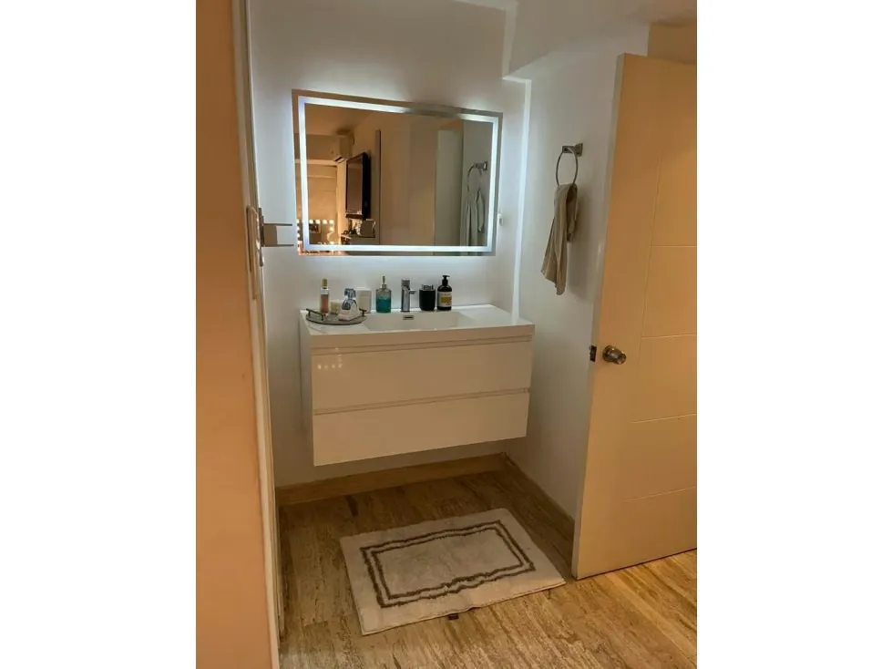 Vendo apartamento 97m2 Los Palos Grandes ref. Amarilla/piso alto - 18