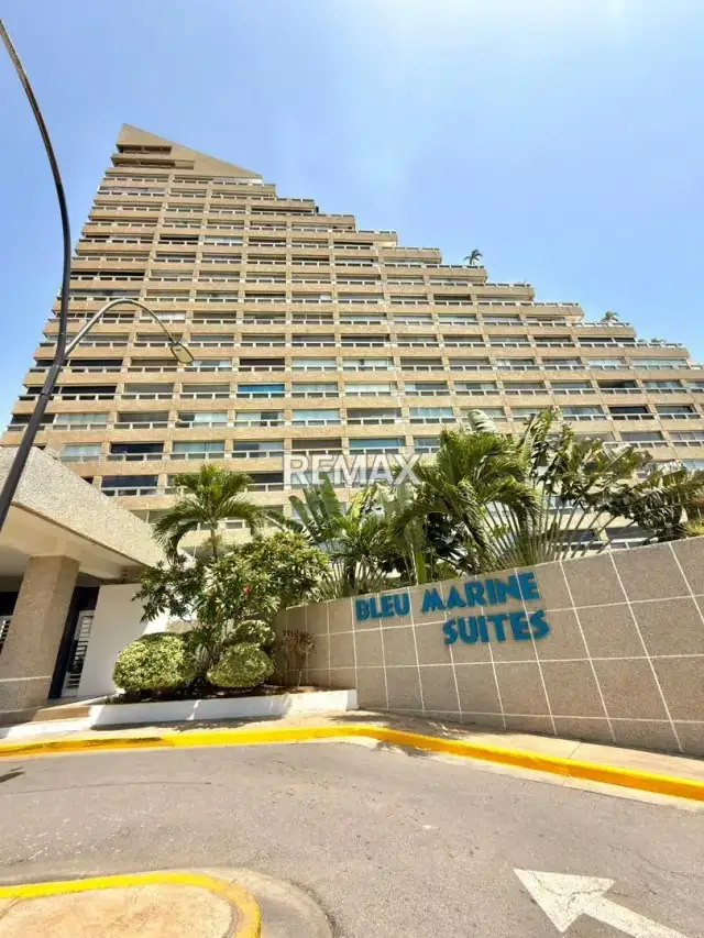 Se alquila apartamento en playa grande