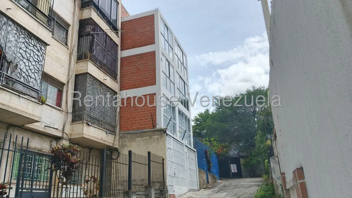 Casa (Multipes Niveles) en Venta en Bello Monte, Distrito Metropolitano