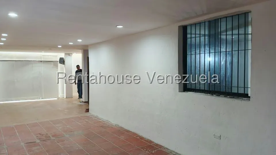 Casa (Multipes Niveles) en Venta en Bello Monte, Distrito Metropolitano - 4