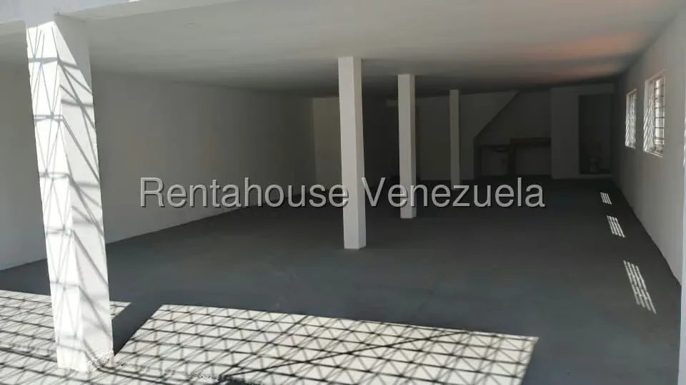 Casa (Multipes Niveles) en Venta en Bello Monte, Distrito Metropolitano - 32