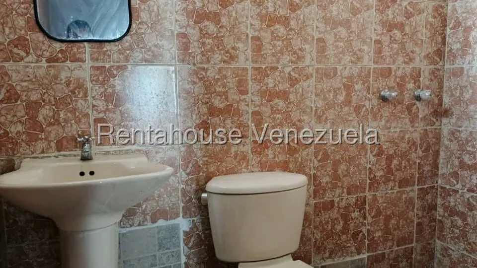 Casa (Multipes Niveles) en Venta en Bello Monte, Distrito Metropolitano - 39