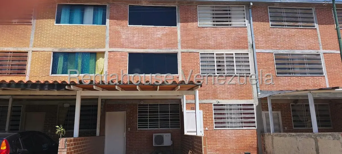 Townhouse (Multiples Niveles) en Venta en Bonaventure Country, Miranda