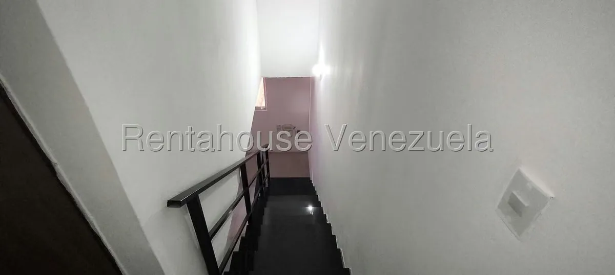 Townhouse (Multiples Niveles) en Venta en Bonaventure Country, Miranda - 28