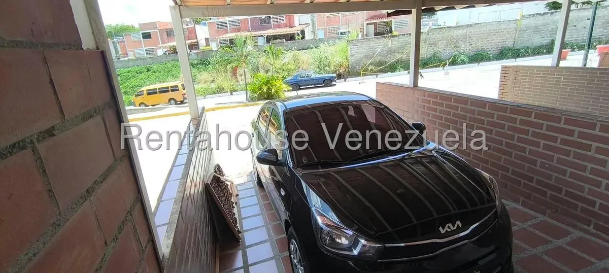Townhouse (Multiples Niveles) en Venta en Bonaventure Country, Miranda - 4
