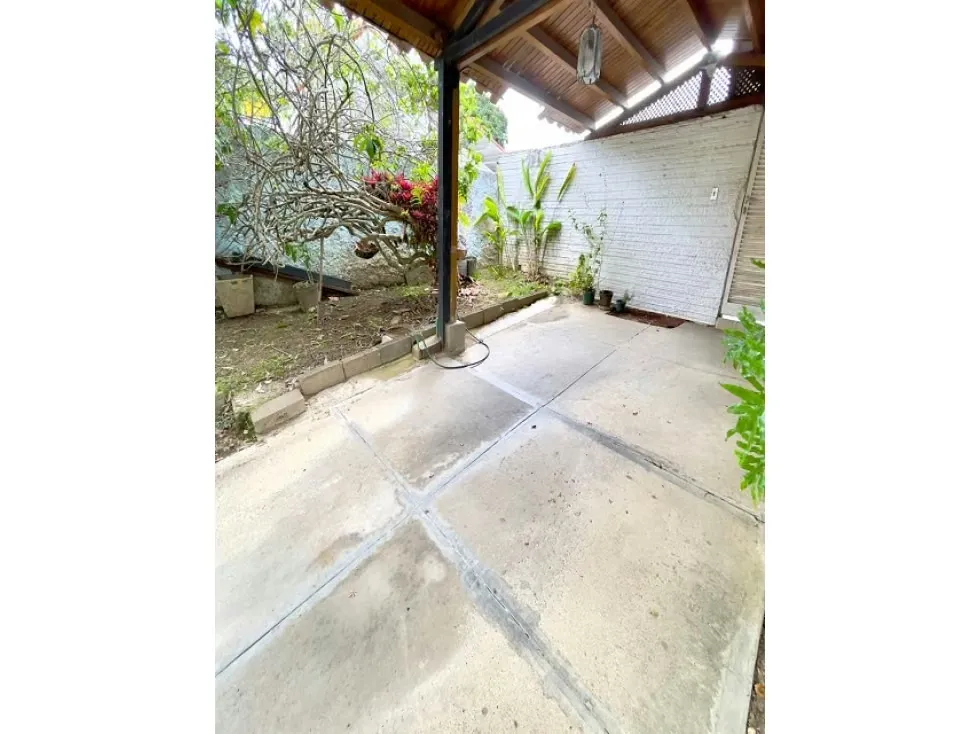 Se vende casa 311m2 Prados del Este 5137 - 3