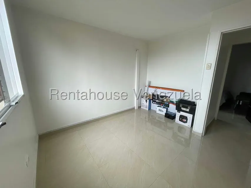 Apartamento (Planta Baja) en Venta en Zona Este, Lara - 14